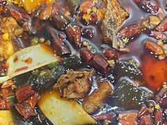-晓彭肥肠鸡·泡椒鸡火锅(水木天地店)