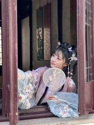 -一揽芳华汉服旗袍体验馆(拙政园店)