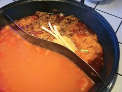 -热火朝天鲜切牛肉火锅(南强街巷店)