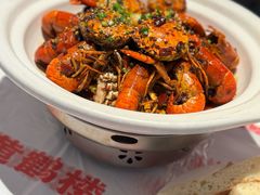 -肥肥虾庄·金牌油焖大虾(汉街SKP店)