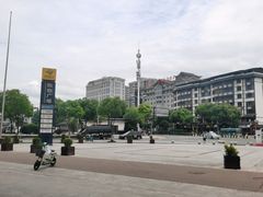 -富正毅三下锅·湘西韵味(天门山索道店)