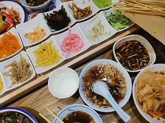 -怪噜范·老贵阳街头名小吃(鸿通城店)