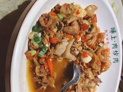 老坛辣椒炒肉-味上湘菜馆(岳麓山店)