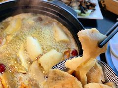 -野菌皇海景野生菌火锅(滨海大道店)