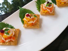 芒果粒三文鱼-梧桐