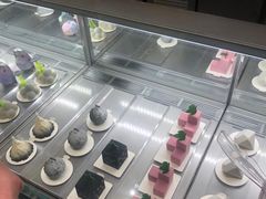 -好利来(建邺吾悦广场Lab主题店)