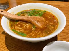 招牌小锅米线-一坐一忘云南菜(嘉里中心店)