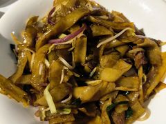 干炒牛河-稻香酒家·34年老字号·港式粤菜(汉街店)