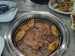 -金滏山烤肉·海鲜·火锅自助餐厅(襄阳万达店)