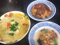 -蓝田九大碗民俗食府(蓝田店)