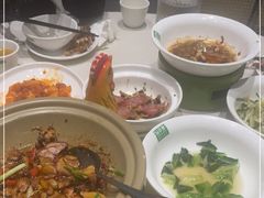 -绿草地·湘菜(7mall店)