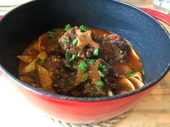 红酒慢炖牛尾配意式宽面-UPPER KITCHEN(延安路店)