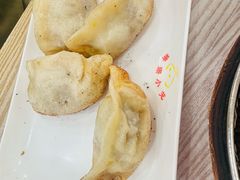 -珊珊小笼馆(仙霞路店)