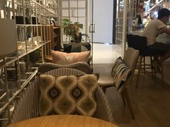 -觅见咖啡馆(艺展中心店)