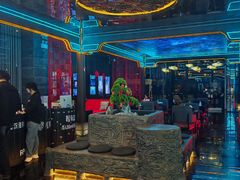 -屋有岛沉浸游戏旗舰店(中山公园店)