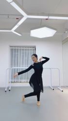 -深舞形体民族舞蹈工作室