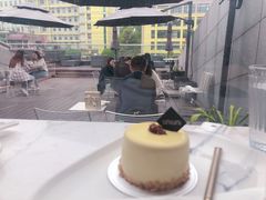 -UNI UNI(环亚凯瑟琳店)