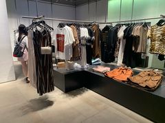 -URBAN REVIVO(深圳华润万象天地店)