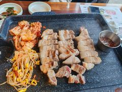 -Dombe豚(黑猪肉街店)