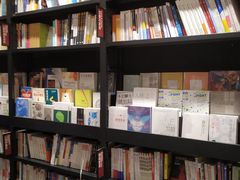 -西西弗书店&矢量咖啡(凯德晶萃广场店)