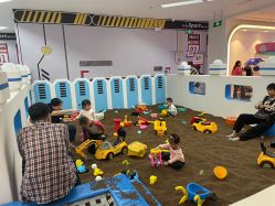 -孩子王童乐园(西安盛龙店)