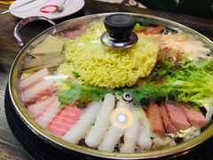 传统部队火锅-the frypan韩国炸鸡啤酒(五路居店)