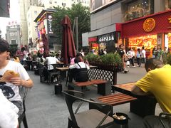 露天位-钟方模白家肥肠粉(春熙店)