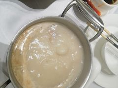 -红鼎豆捞·非遗鲍皇汤火锅(宝丰路店)