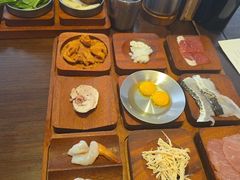 -银米·云南传统过桥米线(双廊黑金冠店)