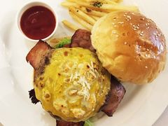 蓝纹干熟牛肉芝士汉堡-摩根扒房(桐梓林店)