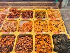 -绝味鸭脖(双龙路店)