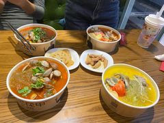 -何记花甲(海岸城旗舰店)