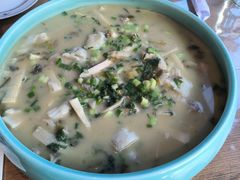 -美食村花园餐厅
