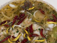 -渔语鱼酸菜鱼新川菜(来福士店)