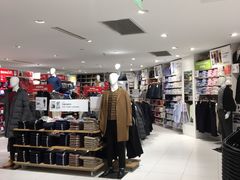 -优衣库(上海正大广场店)