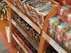-来伊份(前进西路万象汇店)