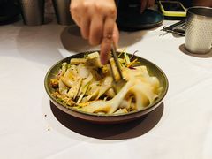 羊毛工镇凉皮-丝路金桃·新疆菜(徐汇店)