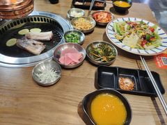-香猪坊韩国烤肉专属门店(魏公村店)