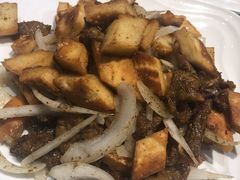 馕丁炒烤肉-巴扎美食·新疆菜·西域歌舞表演餐厅(新疆大厦店)