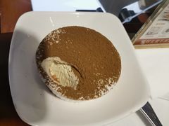 -爱丽丝牛排西餐厅(光谷步行街店)