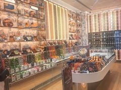 -VENCHI 闻绮(上海佛罗伦萨小镇店)