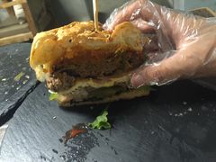 -HIGH FIVE哈福手工汉堡(桂林路店)