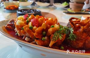 Sweet and Sour Fruit Fish