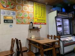大堂-牛小隆牛肉面馆(四牌楼店)