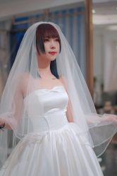 -拉瑞娜LaReine婚纱礼服高级定制