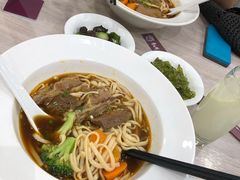 -康师傅私房牛肉面(马泉营奥莱店)