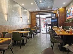 大堂-螺小胖柳州螺蛳粉(钟楼总店)