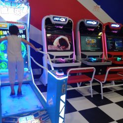-开心巴士(恒一广场店)