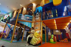 -MELAND CLUB亲子乐园•派对(虹桥万象城店)