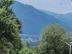 -鬼笑石后山停车场
